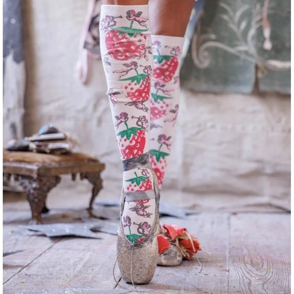 Magnolia Pearl Strawberry Knee‎ High Socks Bums and Berries NWT